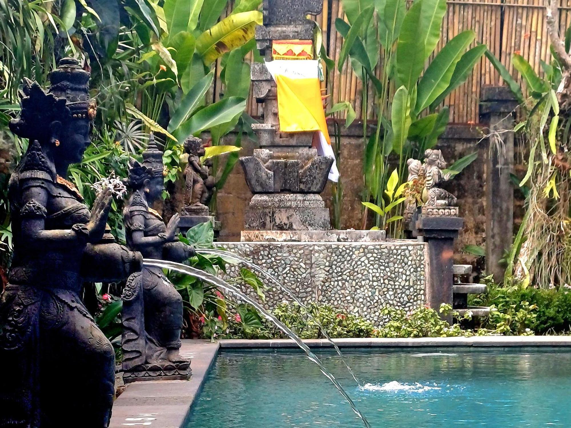 Merta House Jasan Village テガララン エクステリア 写真