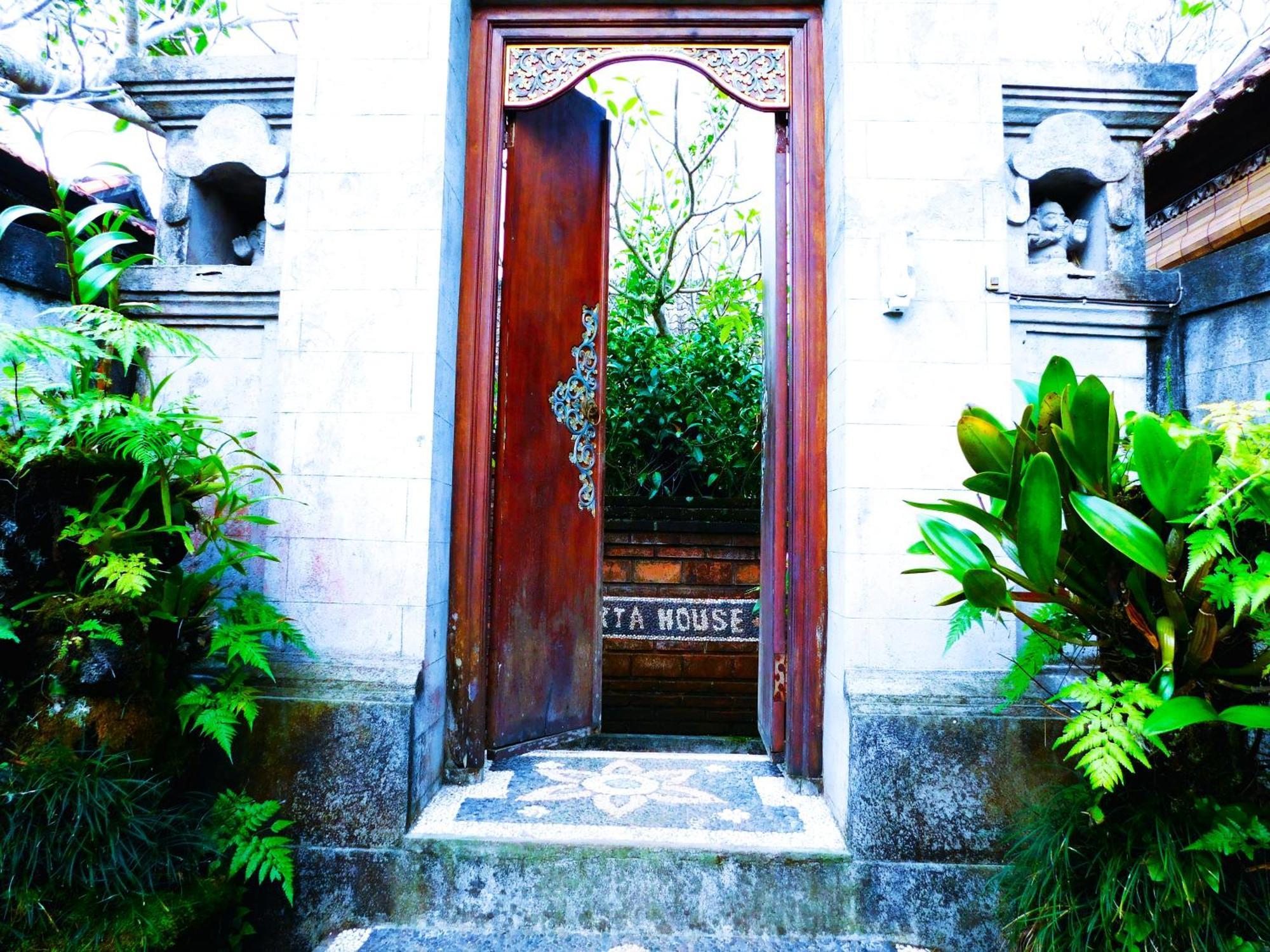 Merta House Jasan Village テガララン エクステリア 写真